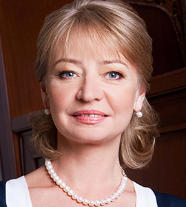 Olena Minich image