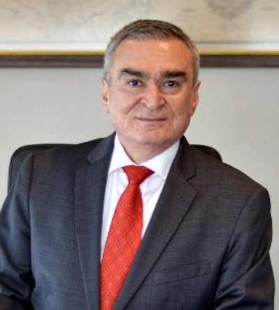 Енгін Акчакоча image